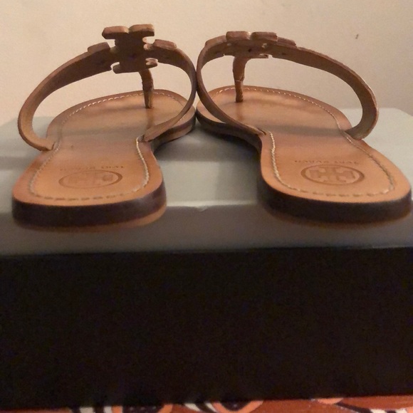 Tory Burch Moore Sandal - Picture 5 of 8